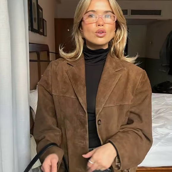 Chocolate Brown Oversized Faux Suede Blazer - Picture 4 of 10